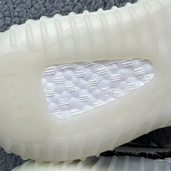 Yeezy Boost 350 V2 Mens 5.5 Shoes White Black Red Zebra Adidas Kanye West 2019 1 - Picture 11 of 12